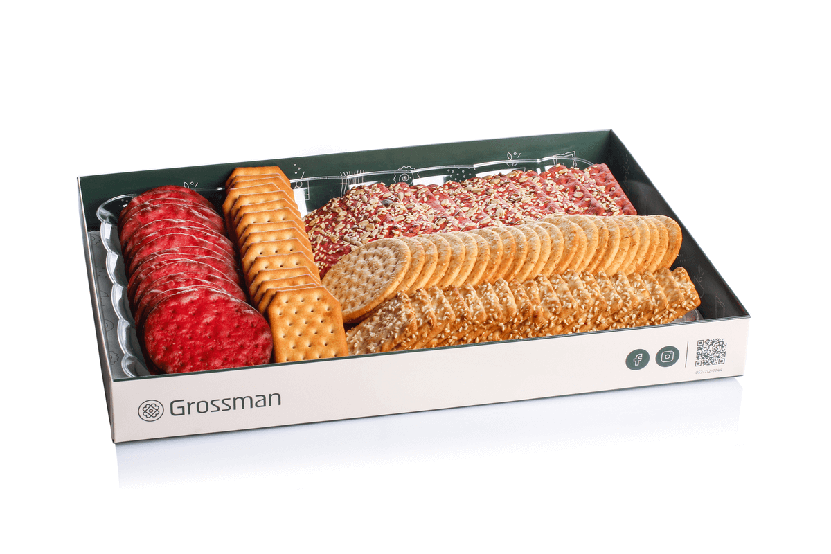 מגש קרקרים גדול בטעמים שונים